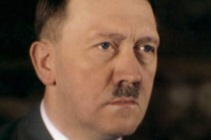 hitler augenfarbe